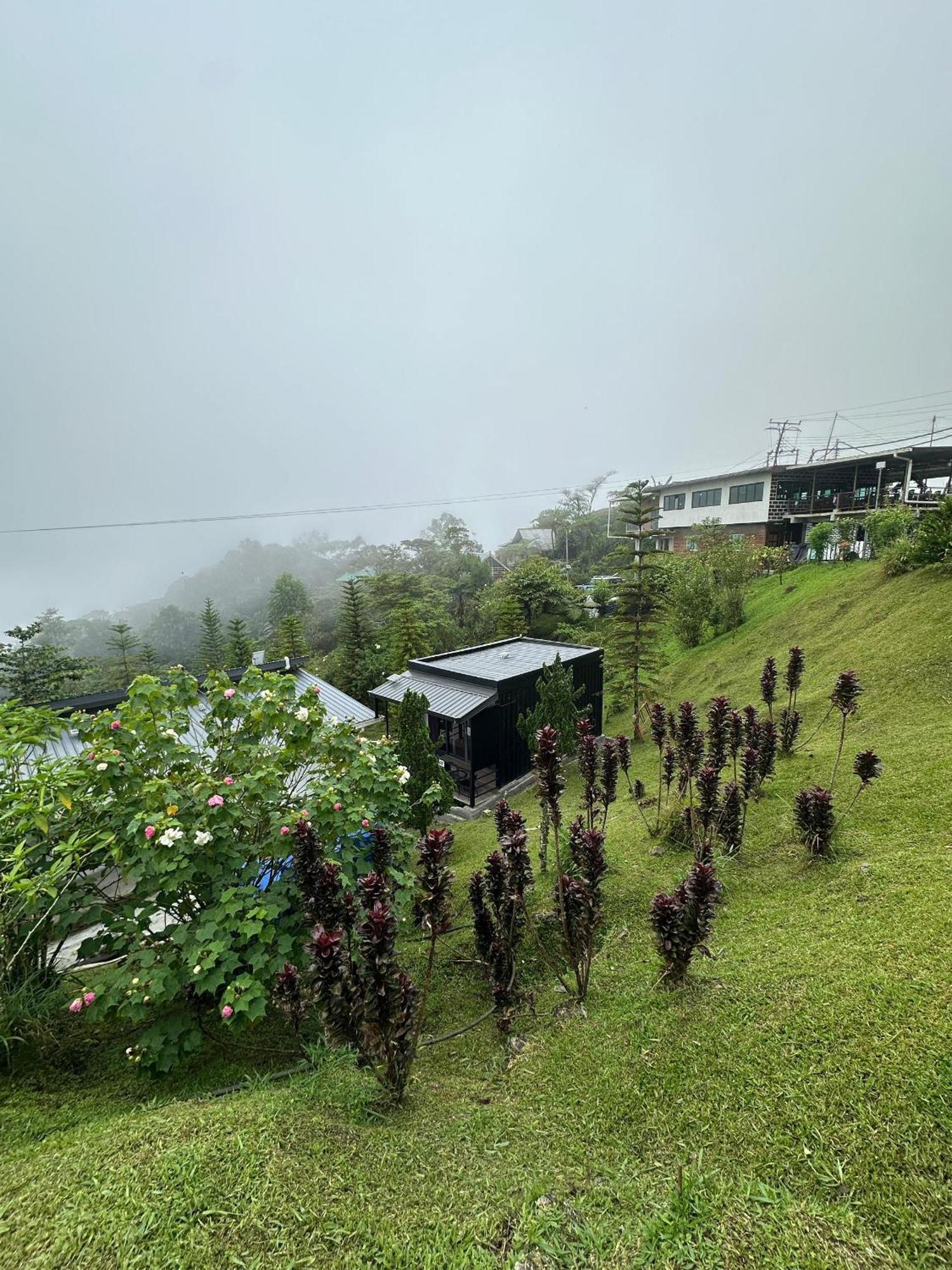 Ayana Holiday Resort Kampong Kundassan الغرفة الصورة